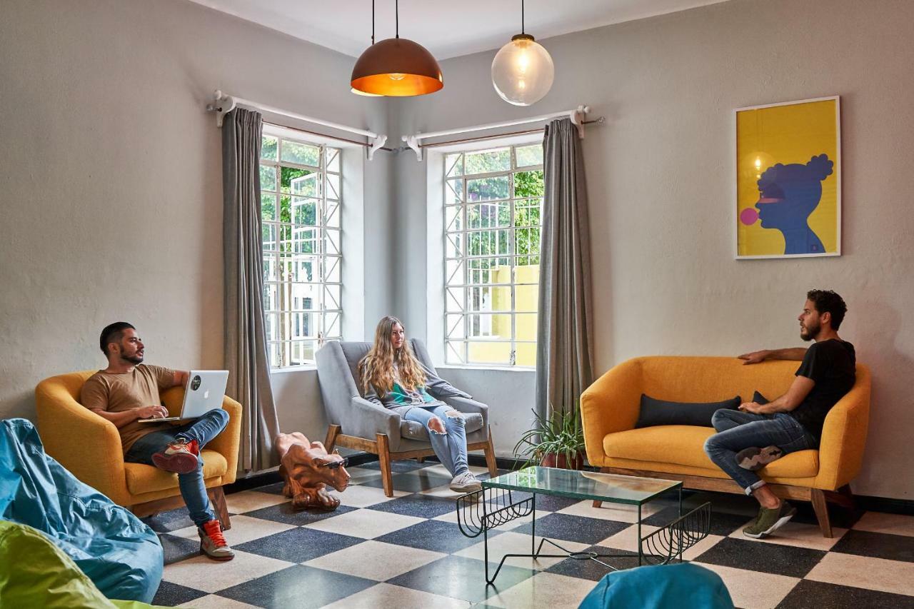 Hostal Americana Γκουανταλαχάρα Εξωτερικό φωτογραφία
