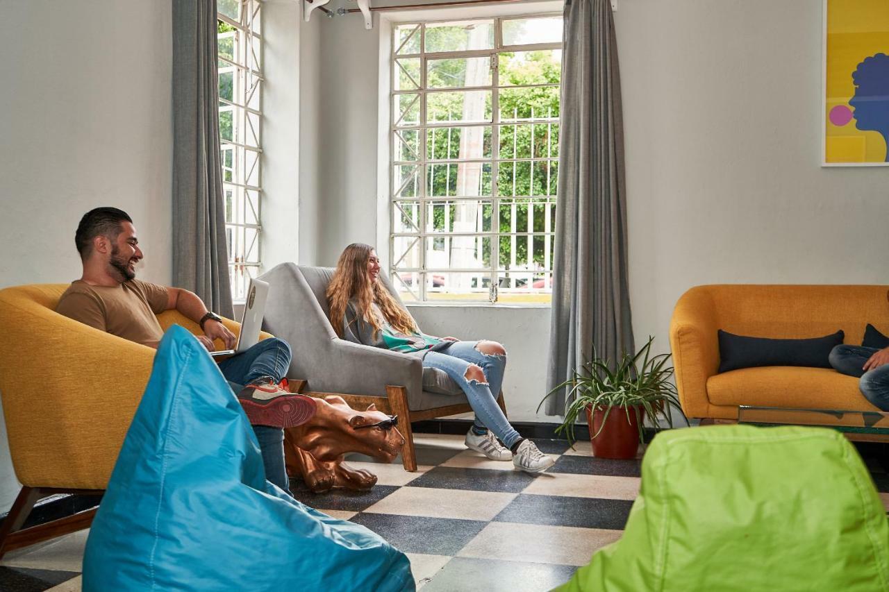 Hostal Americana Γκουανταλαχάρα Εξωτερικό φωτογραφία