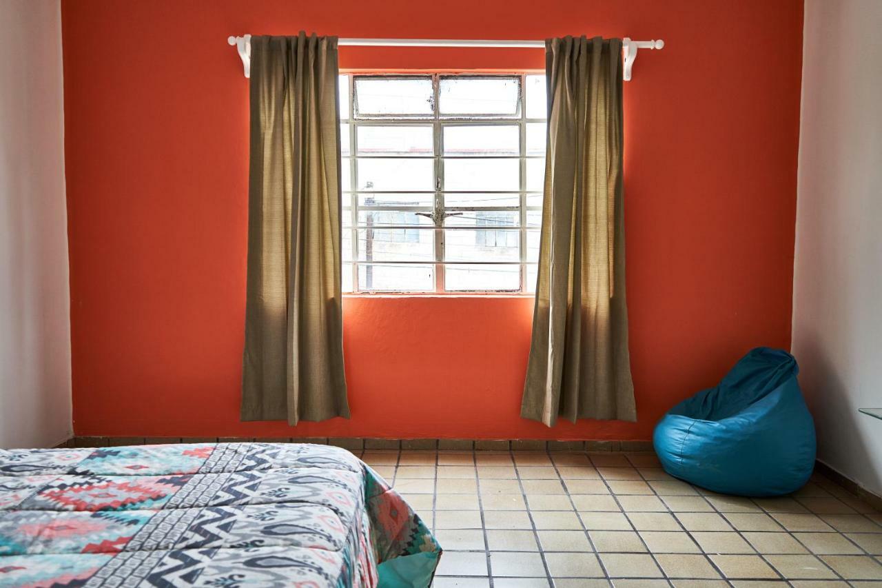 Hostal Americana Γκουανταλαχάρα Εξωτερικό φωτογραφία